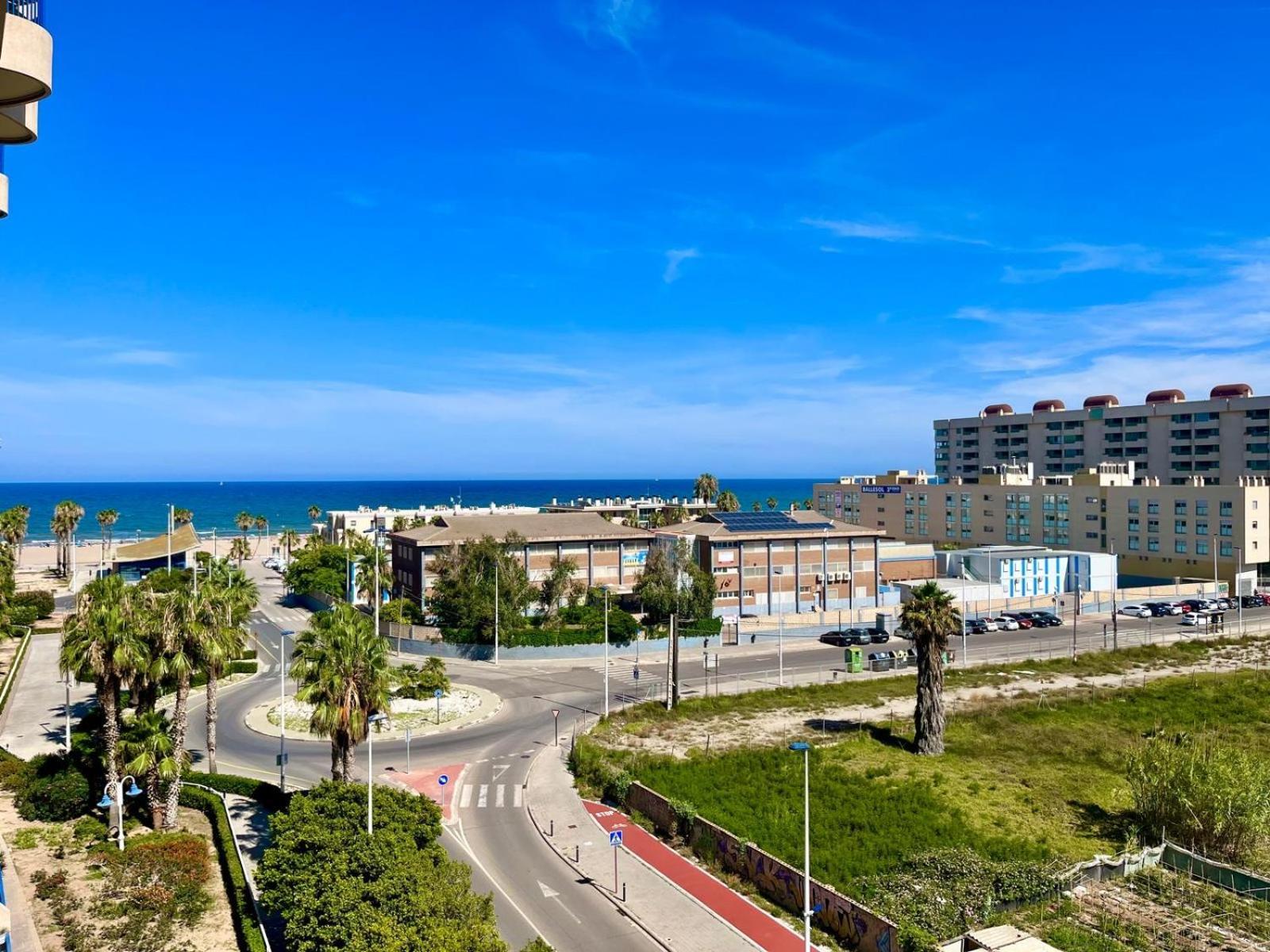 Blue Beach Apartment+Oceanview+Private Parking Валенсия Екстериор снимка