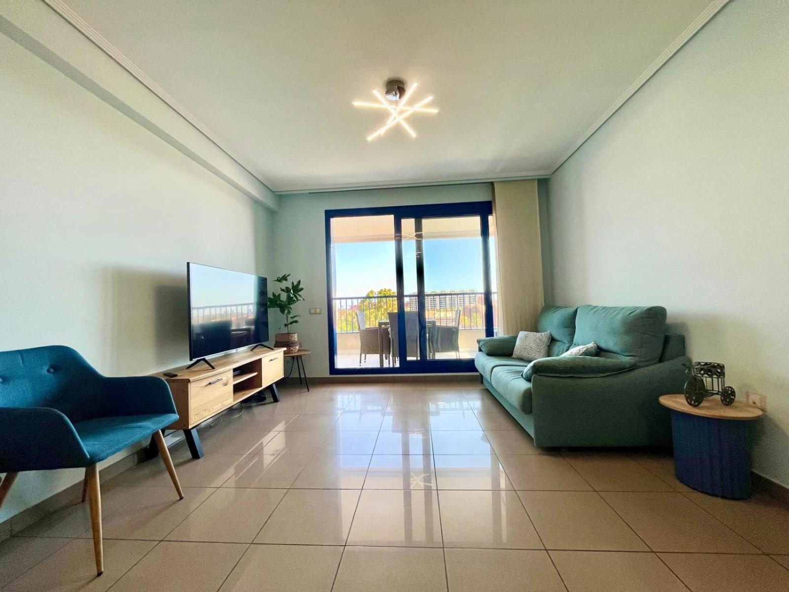 Blue Beach Apartment+Oceanview+Private Parking Валенсия Екстериор снимка