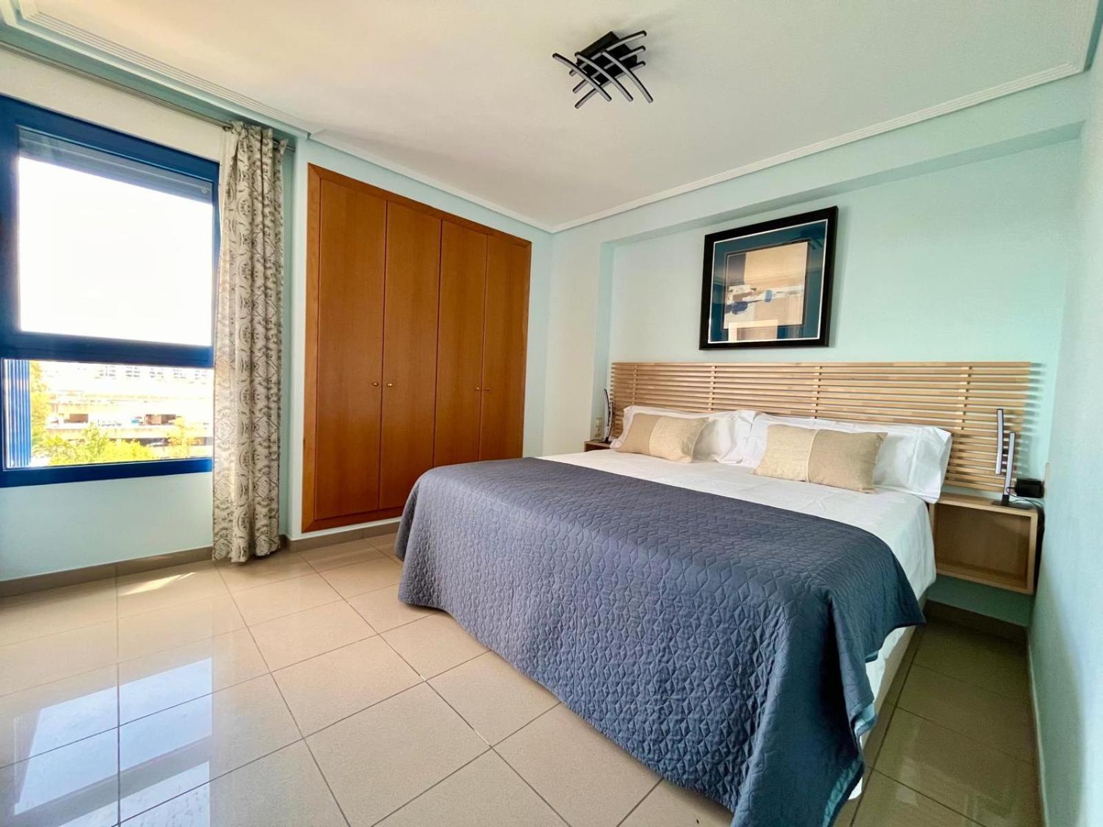 Blue Beach Apartment+Oceanview+Private Parking Валенсия Екстериор снимка